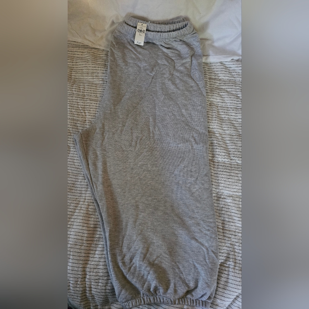 Womens Capri Sweatpants, Light Grey, Very Soft And Cozy, Baggy Style